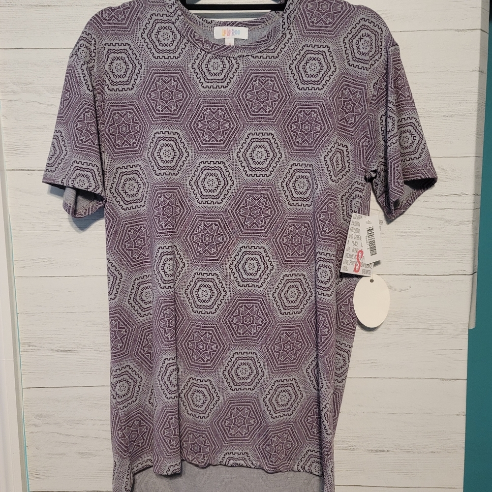 Small LuLaRoe Patrick T